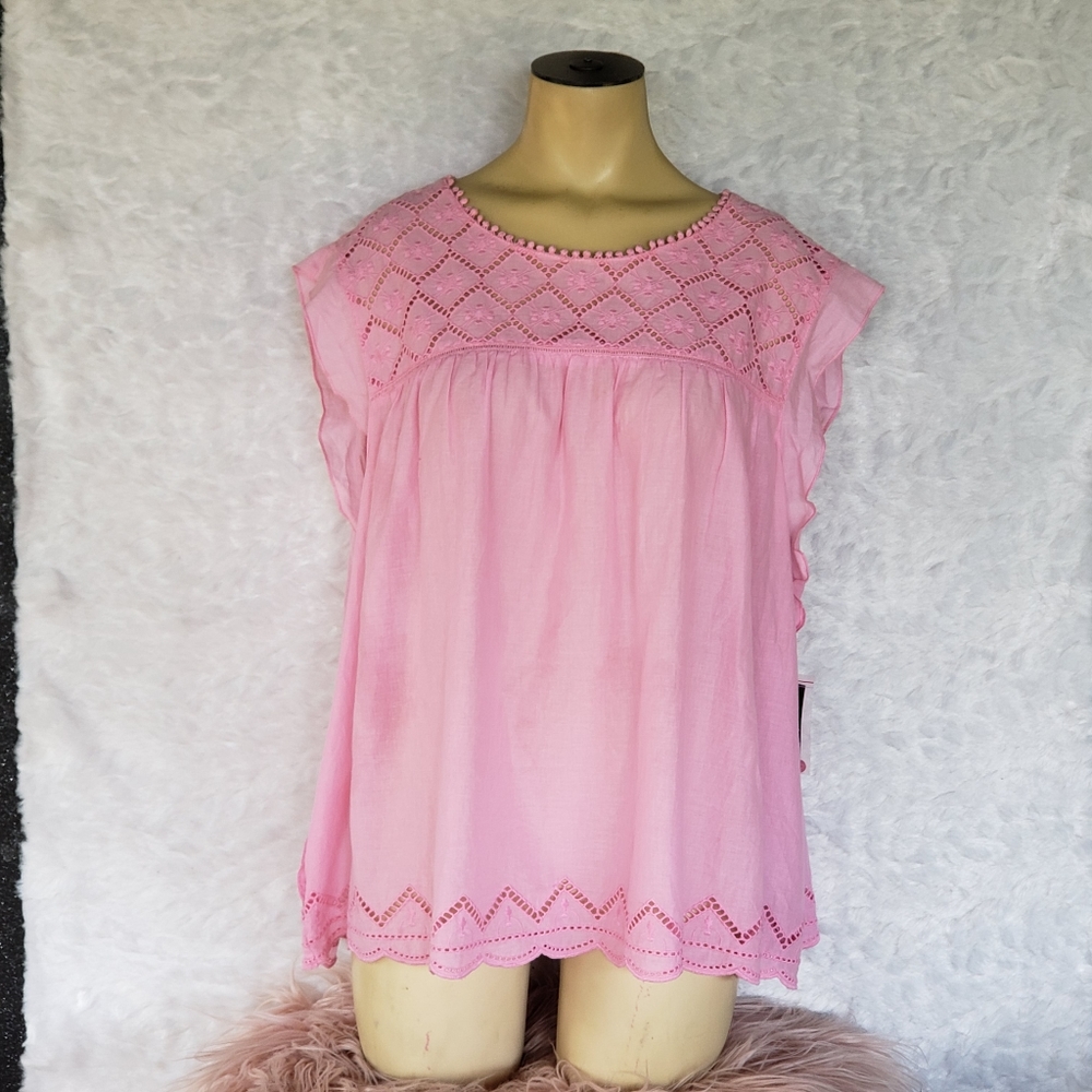 Crown & Ivy Pink Eyelet Flutter Sleeve Blouse